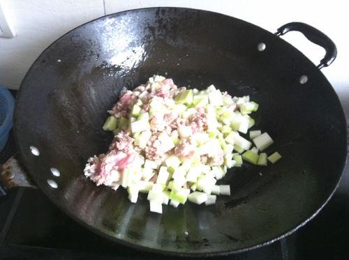 吃瓜饭瓜怎么切,吃瓜饭瓜，创意切法大揭秘