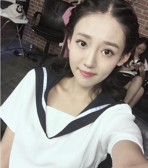 自拍视频吃瓜,揭秘自拍视频中的那些“吃瓜”瞬间